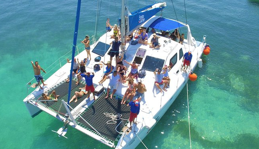 Isla Mujeres catamaran & snorkel